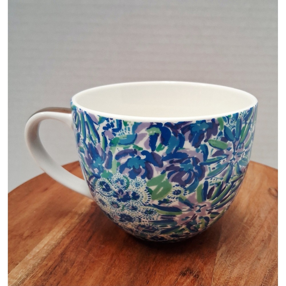 Lilly Pulitzer Ceramic Coffee Mug Blue Floral Metallic Gold 12 oz EUC No Box